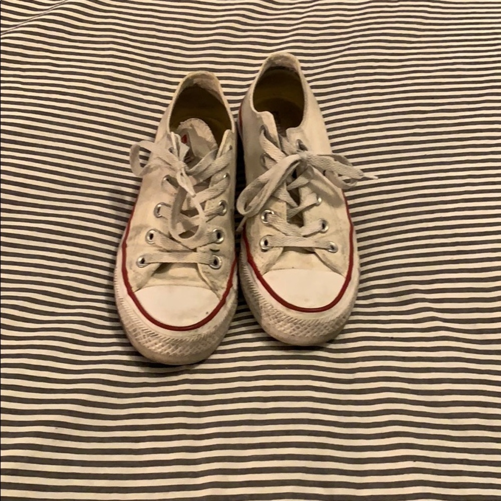 White converse